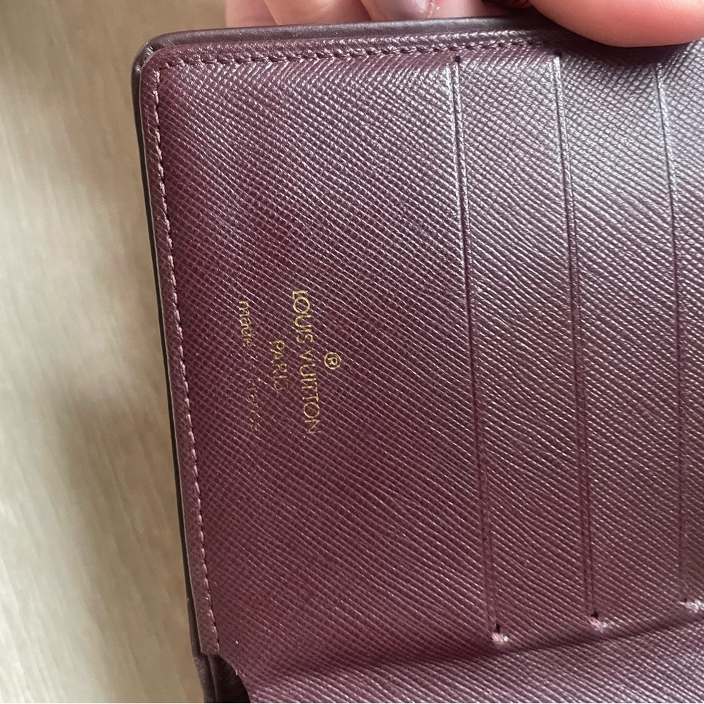 Louis Vuitton Burgundy Monogram Wallet 🤍 - Picture 5 of 14